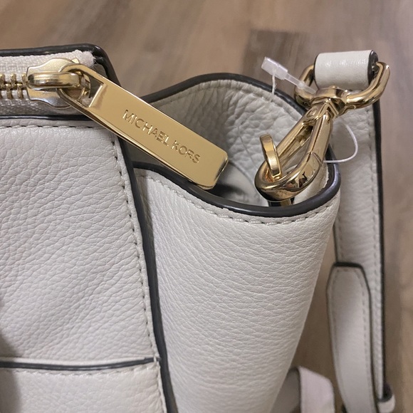 Michael Kors Handbag - Picture 3 of 5